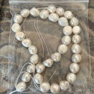 Freshwater pearls. Set of five strands